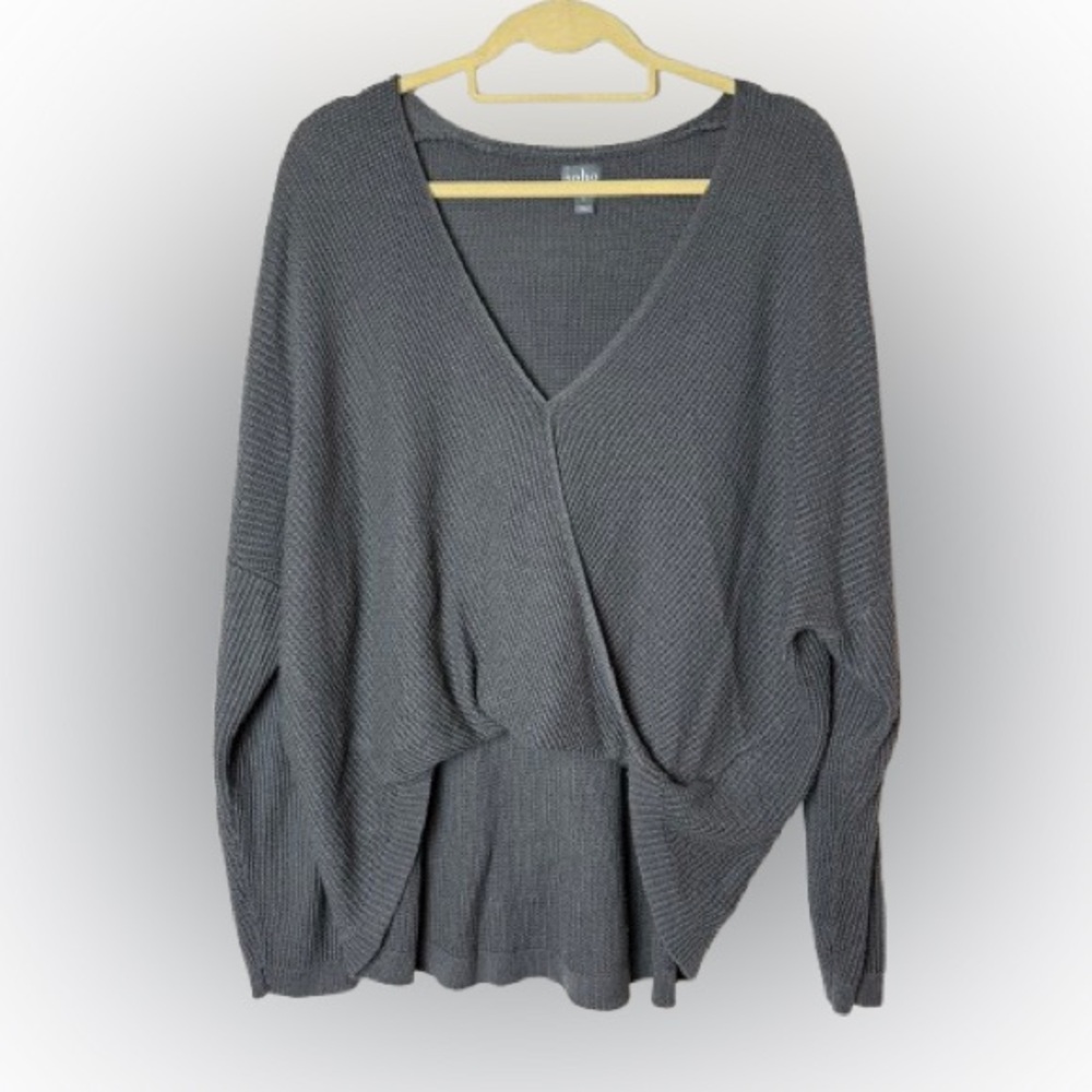 Gray V-Neck waffled Sweater, with short front and longer back, XL